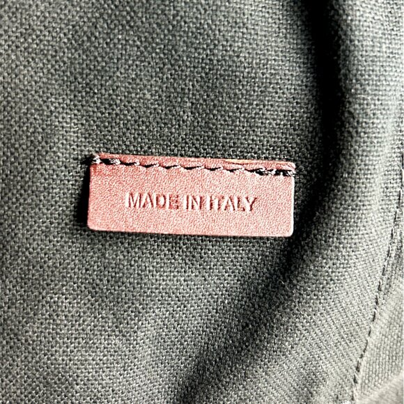 Burberry Tote Bag - Picture 14 of 16